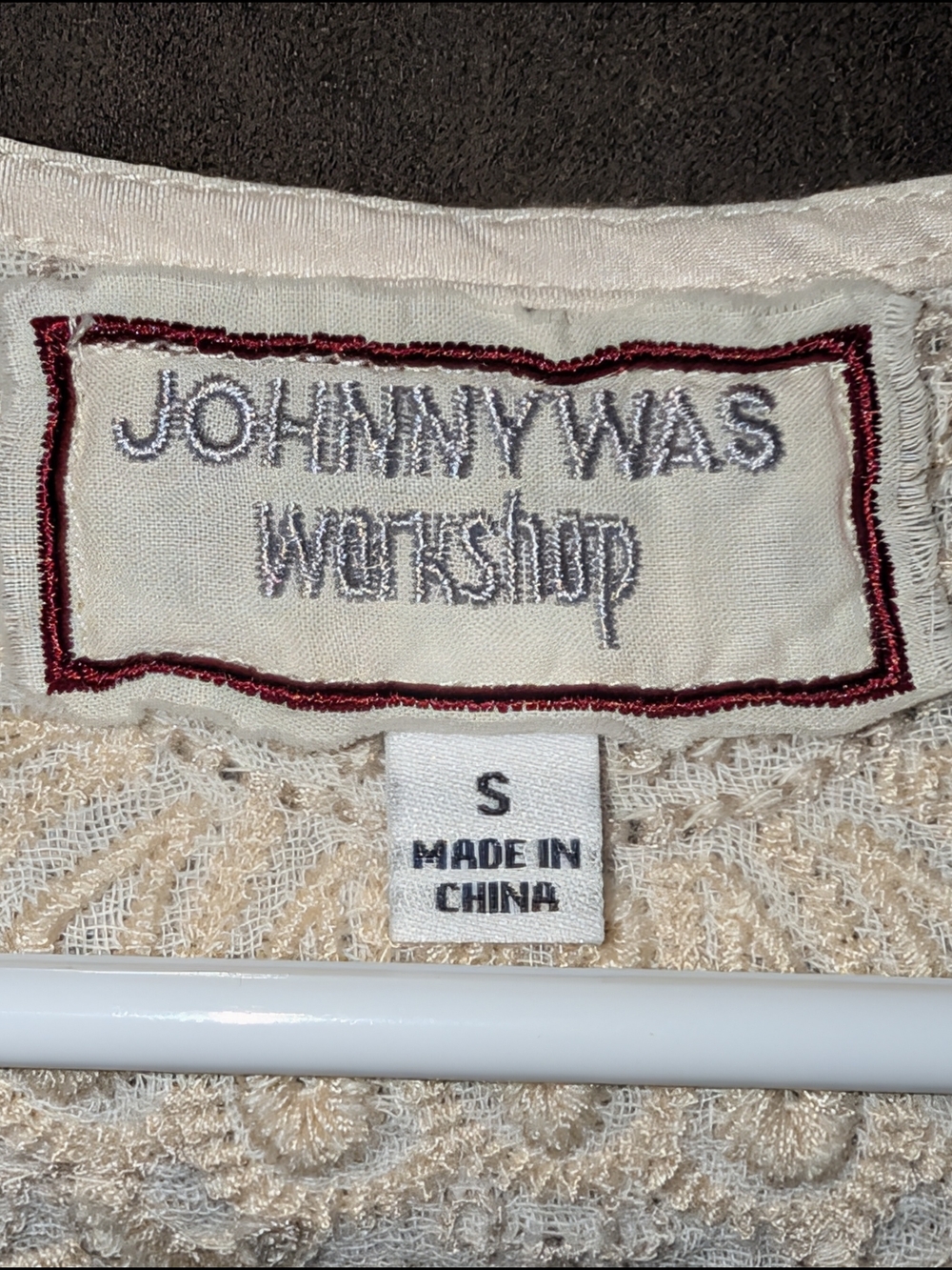 Johnny Was Cream Embroidered V-Neck Sleeveless Camisole - Picture 3 of 6